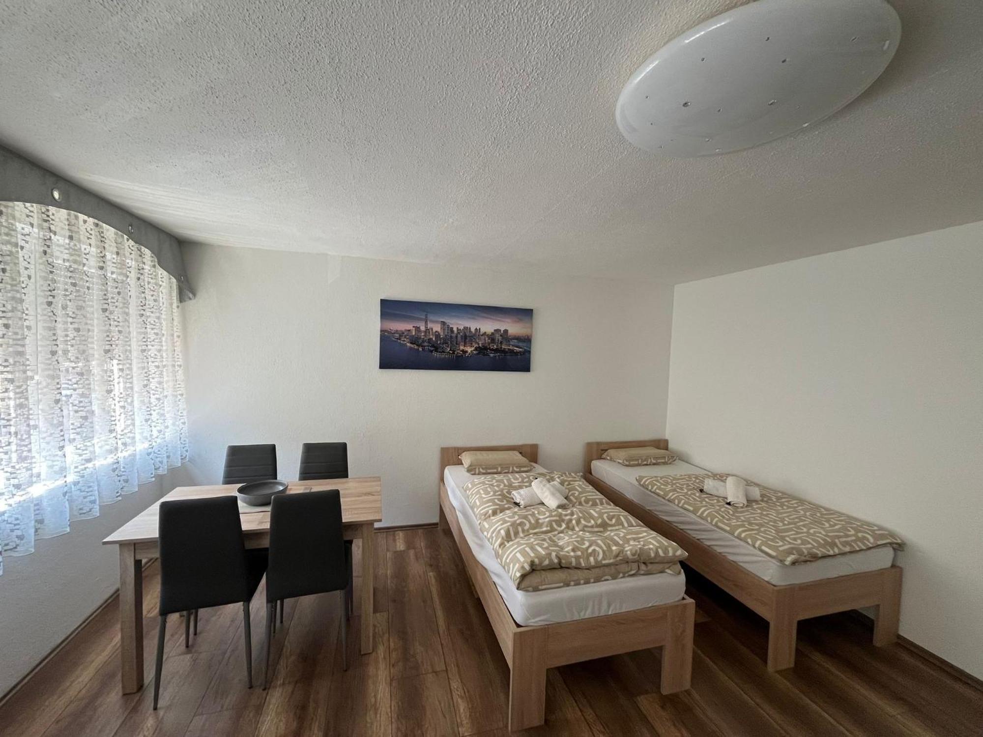 Modernes Apartment Saarbruecken Ngoại thất bức ảnh